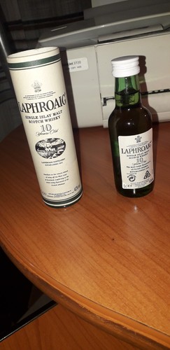 Laphroaig single islay malt - single,