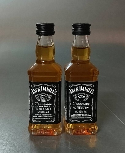 Miniature jack daniel - miniature, daniel's