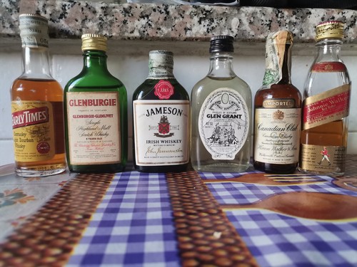 Mignon miniature whisky - miniature,